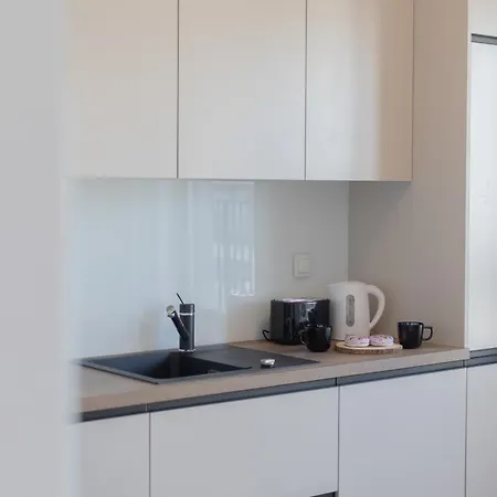 Optykow Spacious & Cosy With Parking By Renters